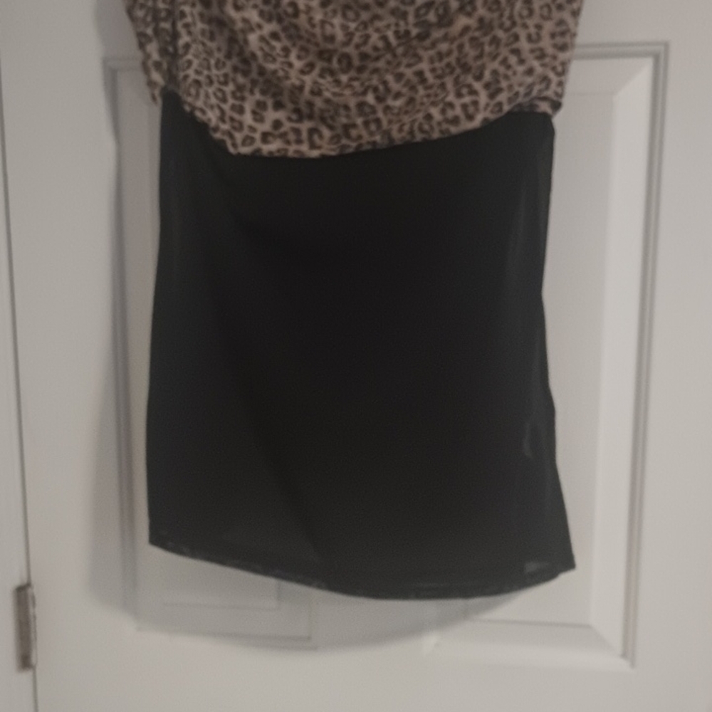 Chico's Leopard Print Long Sleeve Top - Picture 5 of 6
